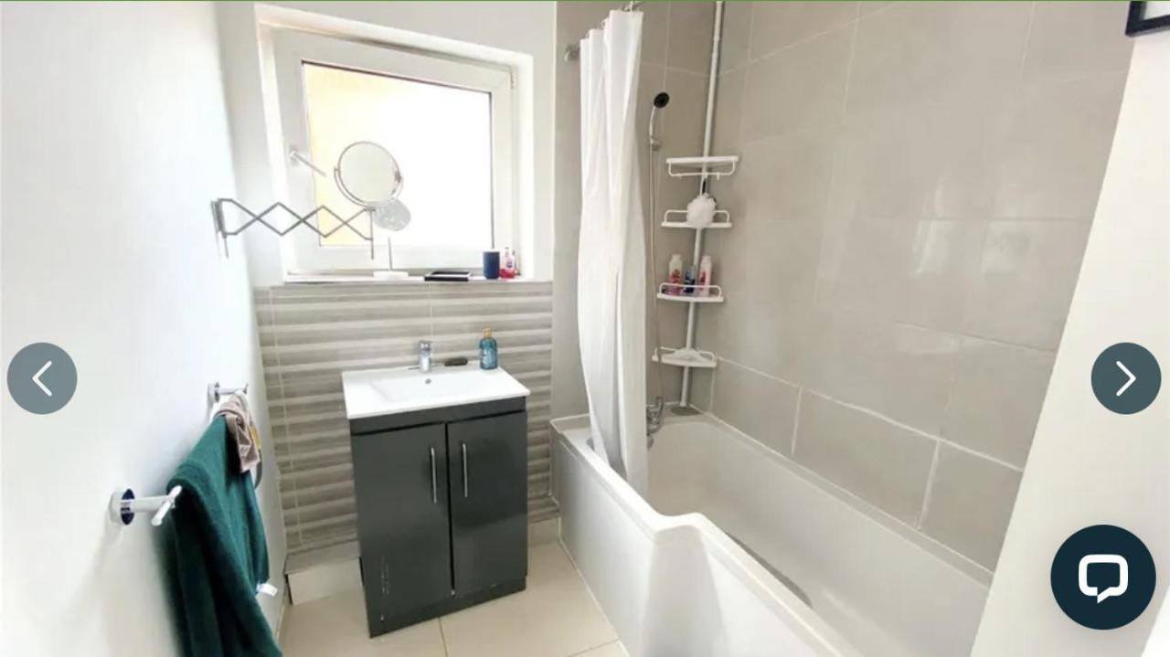 4 Bedroom Property Which Sleeps 8 Very Close To The Harry Potter Studio And Watford Junction Exterior foto