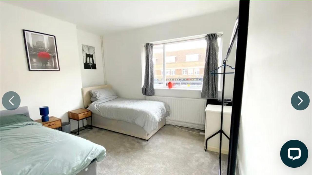 4 Bedroom Property Which Sleeps 8 Very Close To The Harry Potter Studio And Watford Junction Exterior foto